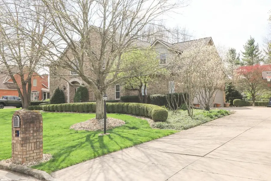 2417 Woodbound Place, Mansfield, OH 44903 - #2