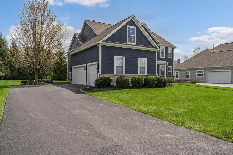 7242 New Albany Links Drive, New Albany, OH 43054 - #3