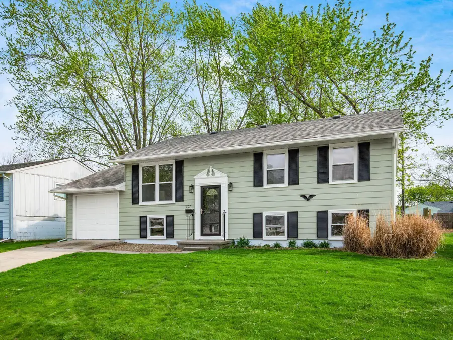 207 Richards Drive, Delaware, OH 43015 - #3