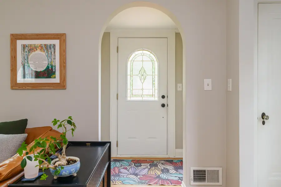 357 Fallis Road, Columbus, OH 43214 - #3