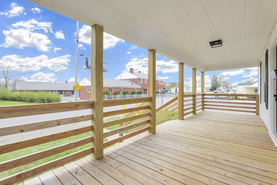 23 Buena Vista Avenue, Columbus, OH 43228 - #3