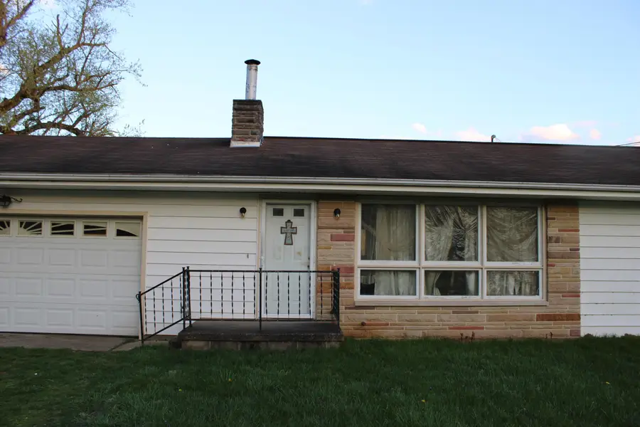 3270 Riverside Airport Road, Zanesville, OH 43701 - #3