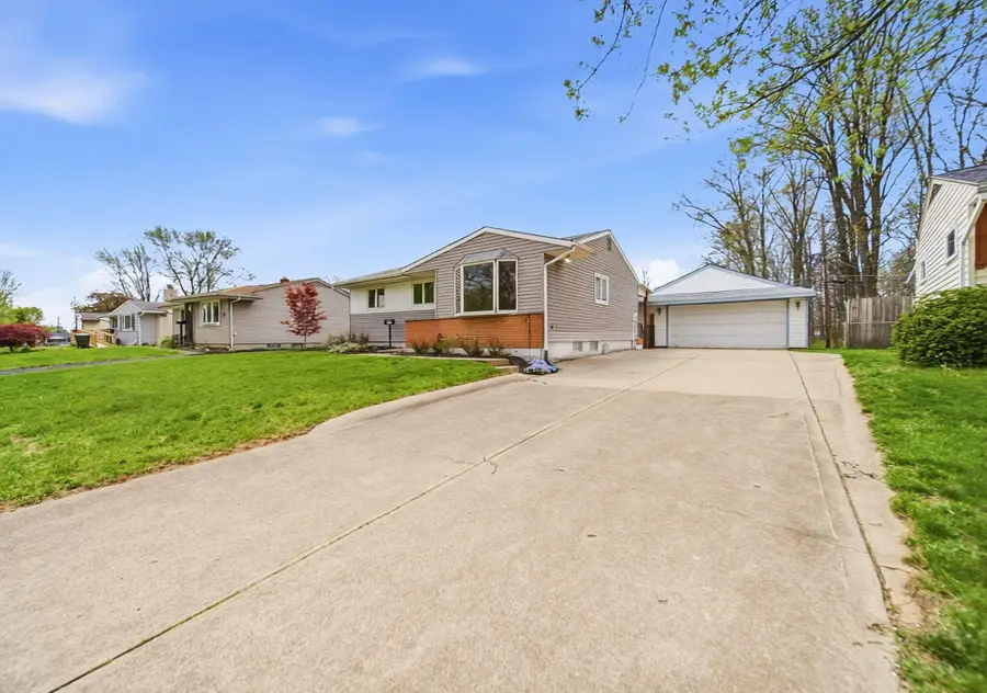 5315 Eisenhower Road, Columbus, OH 43229 - #3