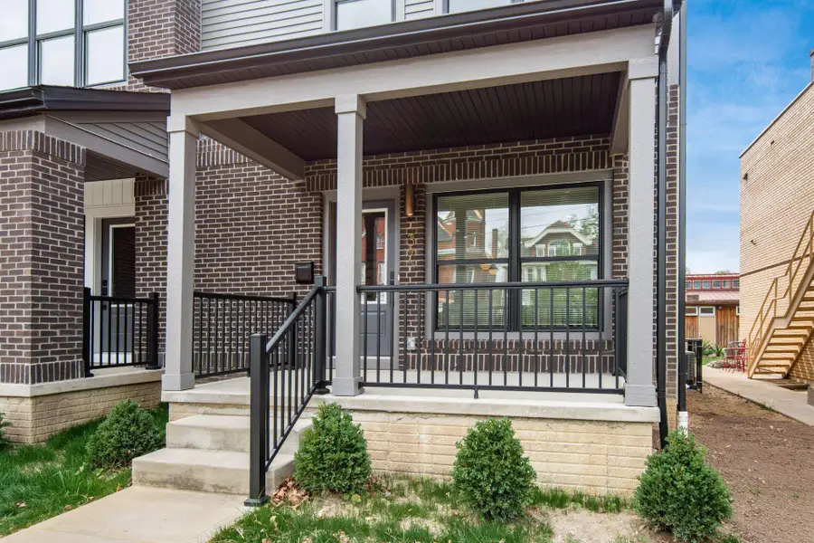 37 Miami Avenue, Columbus, OH 43203 - #3