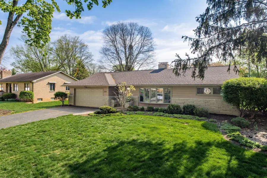 3478 Colchester Road, Upper Arlington, OH 43221 - #2