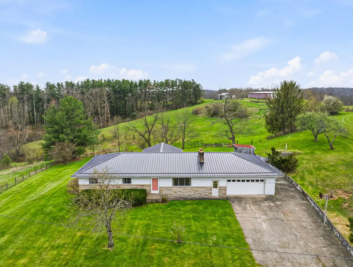 5123 State Route 13 Se, Corning, OH 43730 - #1