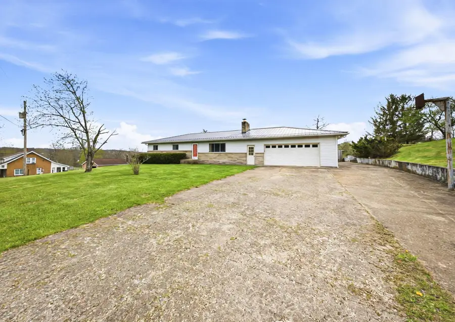 5123 State Route 13 Se, Corning, OH 43730 - #2