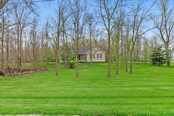 32000 N Middlesworth Road, West Mansfield, OH 43358