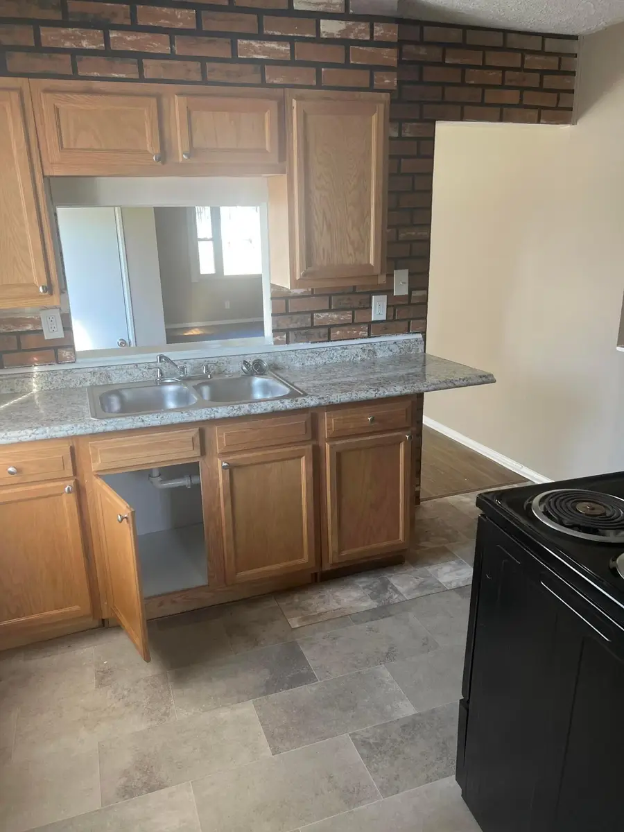 56 Florence Avenue, Columbus, OH 43228 - #3