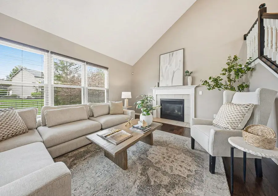 2107 Parklawn Drive, Lewis Center, OH 43035 - #3