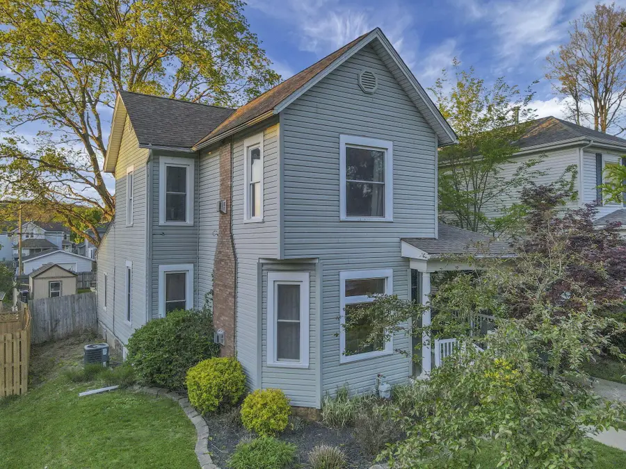 537 E Wheeling Street, Lancaster, OH 43130 - #3