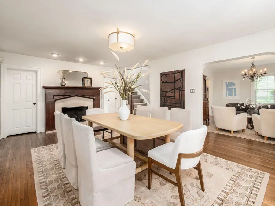 2629 E Broad Street, Columbus, OH 43209 - #3