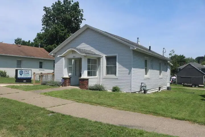 205 E Chestnut Street, Mount Vernon, OH 43050 - #2