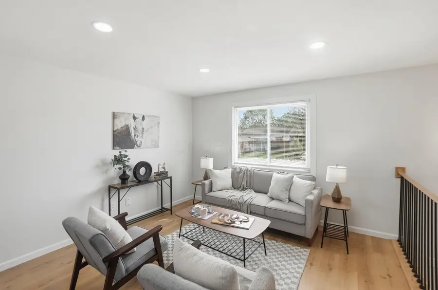 3757 Amwell Road W, Columbus, OH 43207 - #3