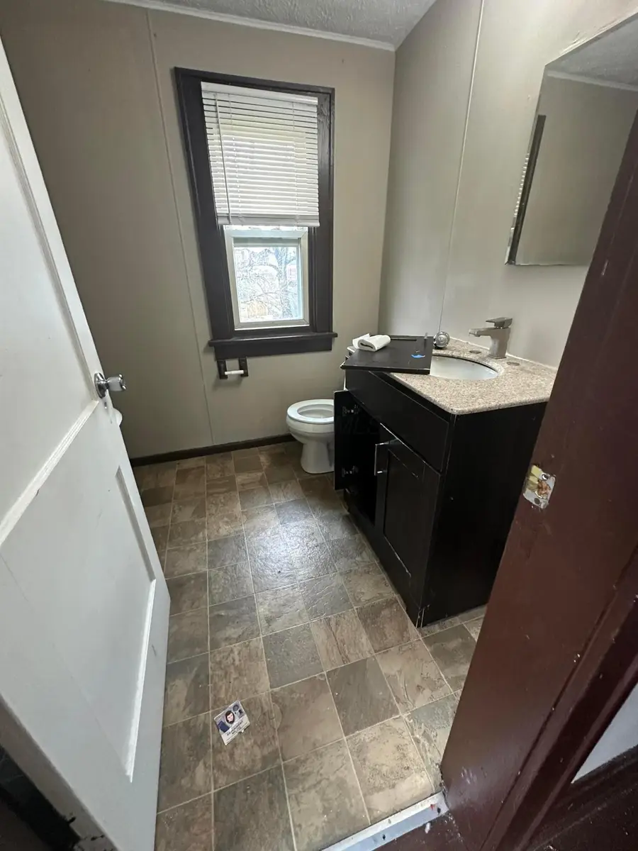 562 S Ogden Avenue, Columbus, OH 43204 - #3
