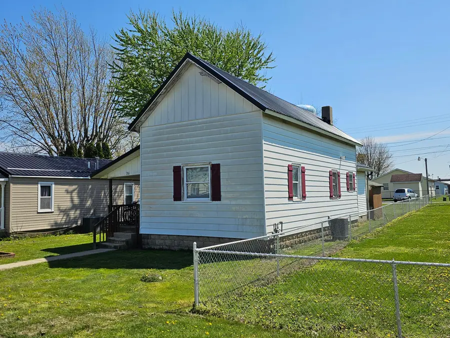 311 5th Street, Washington Court House, OH 43160 - #3