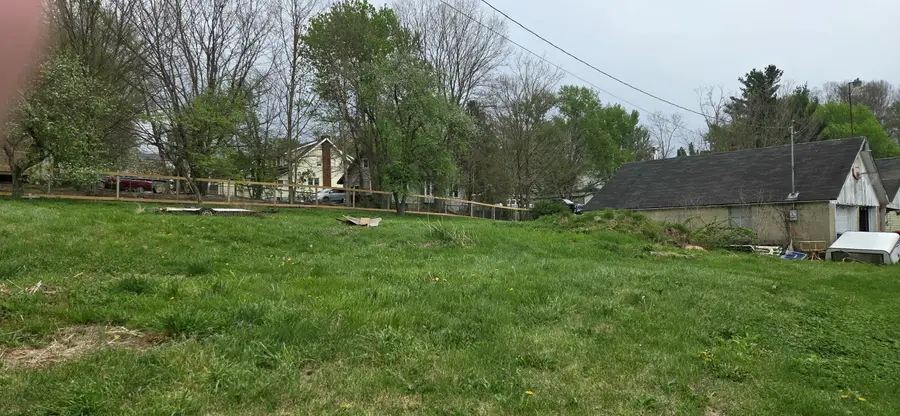 15711 Main Street Se, Brownsville, OH 43721 - #3