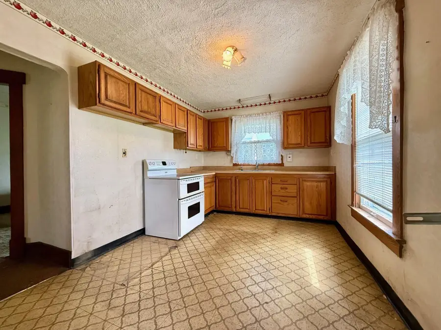 15825 State Route 207, Mount Sterling, OH 43143 - #3