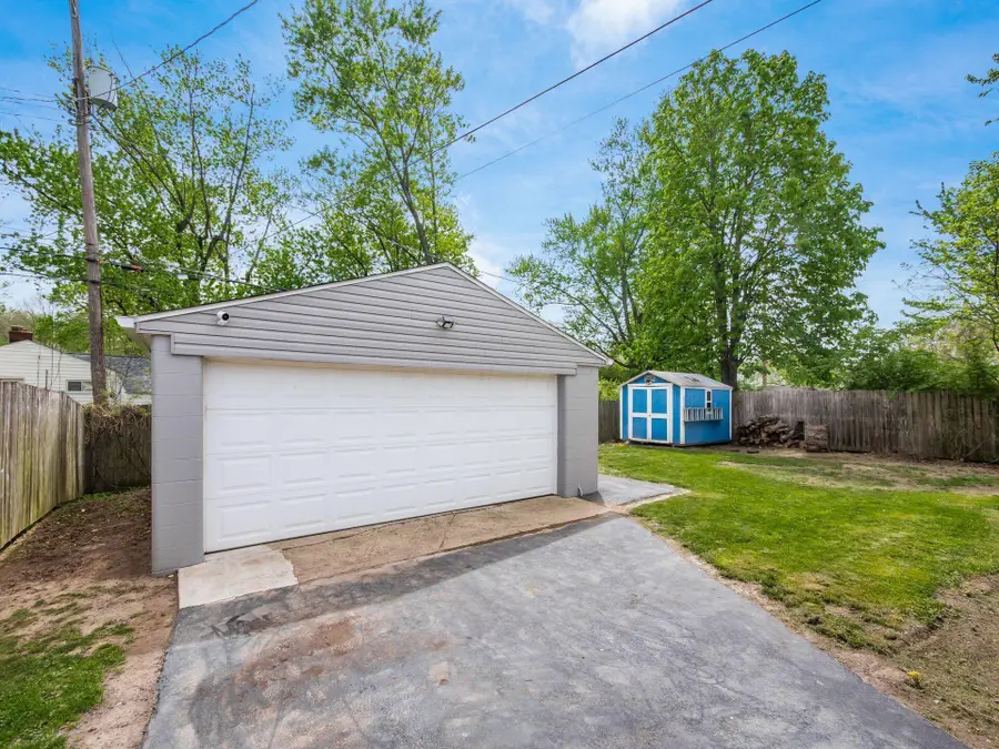 4775 Annhurst Road, Columbus, OH 43228 - #3