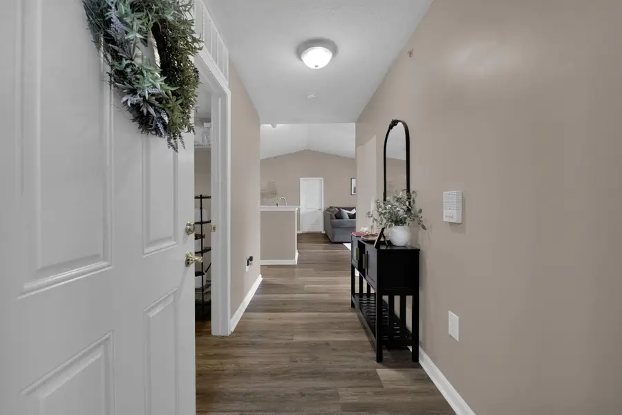 756 Hidden Springs Drive, Lewis Center, OH 43035 - #3