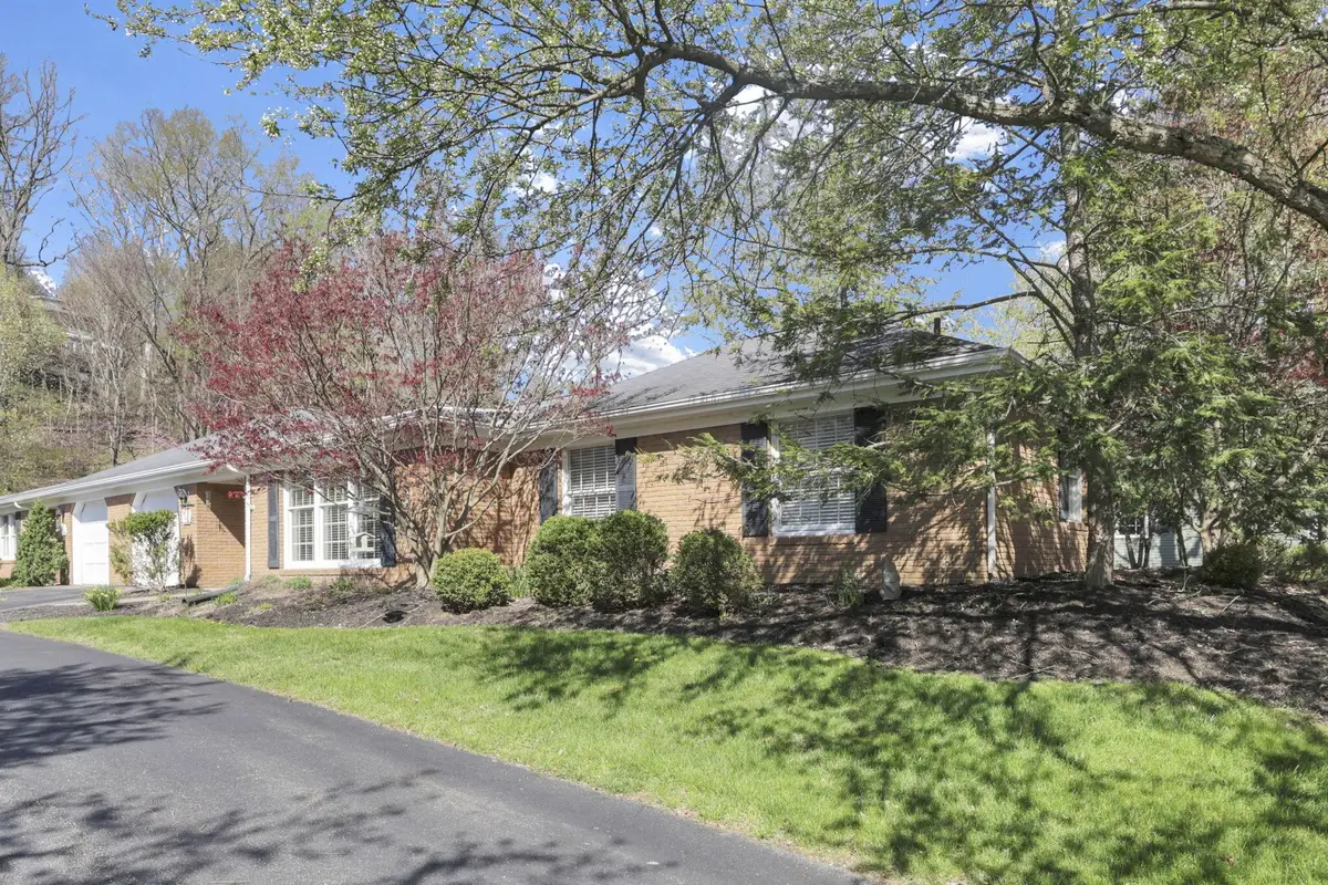 524 W Broadway, Granville, OH 43023 - #1