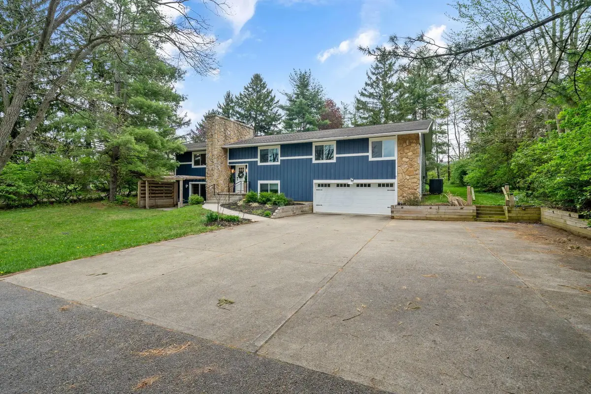 7402 Riverside Drive, Dublin, OH 43016 - #1