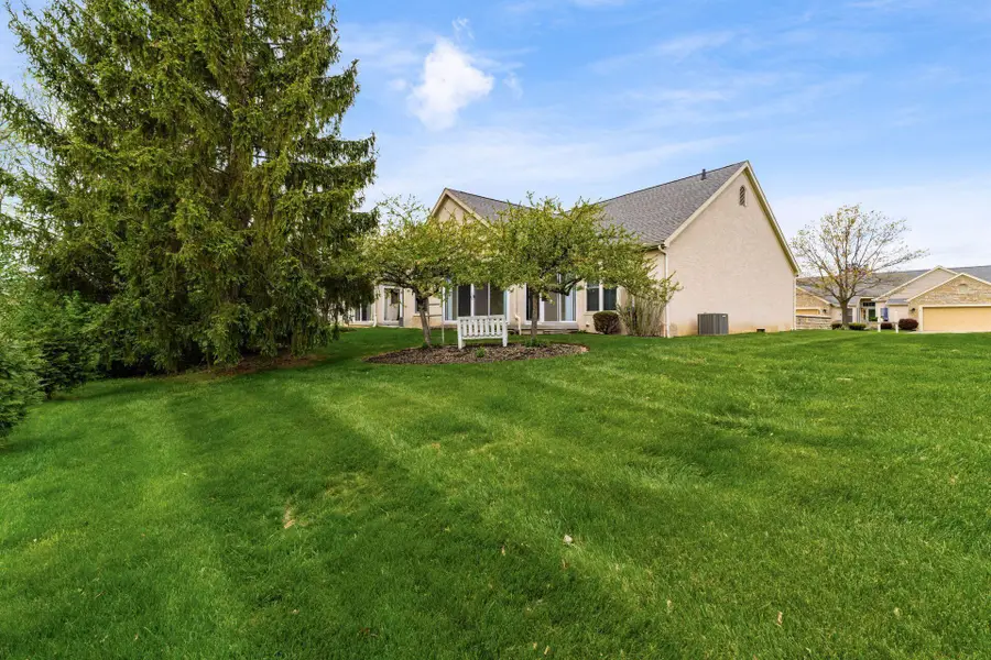 2513 Vililly Circle E, Grove City, OH 43123 - #2