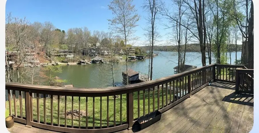 503 Greenacre Circle, Howard, OH 43028 - #2