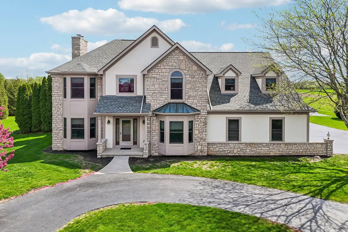 8147 Patterson Road, Hilliard, OH 43026 - #1