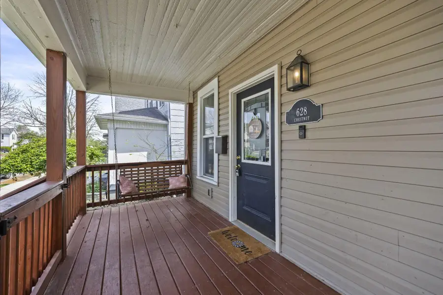 628 E Chestnut Street, Lancaster, OH 43130 - #3