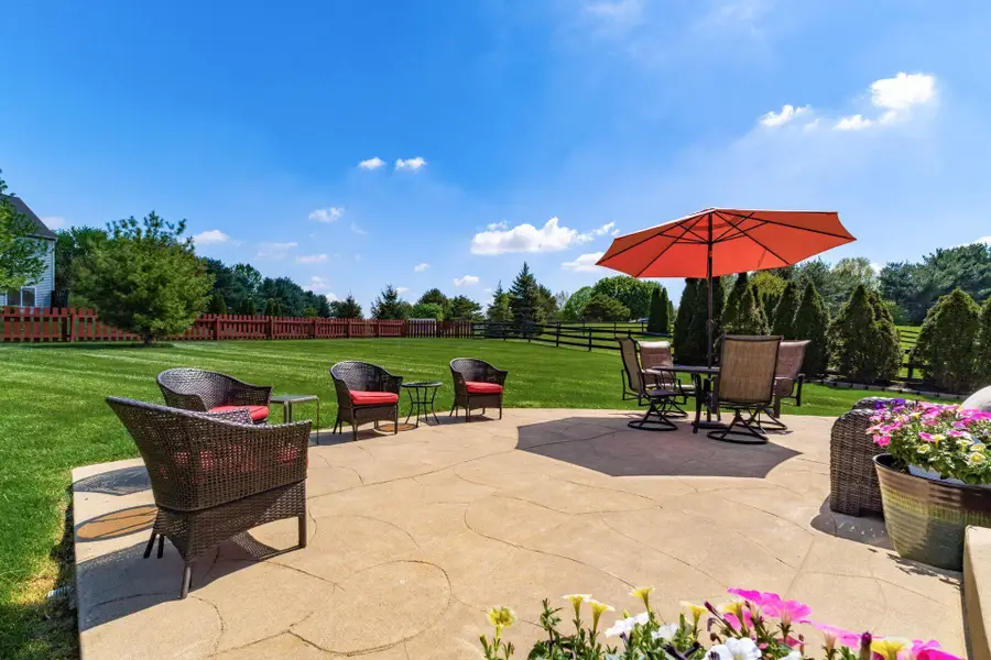 422 Wooster Street, Pickerington, OH 43147 - #2