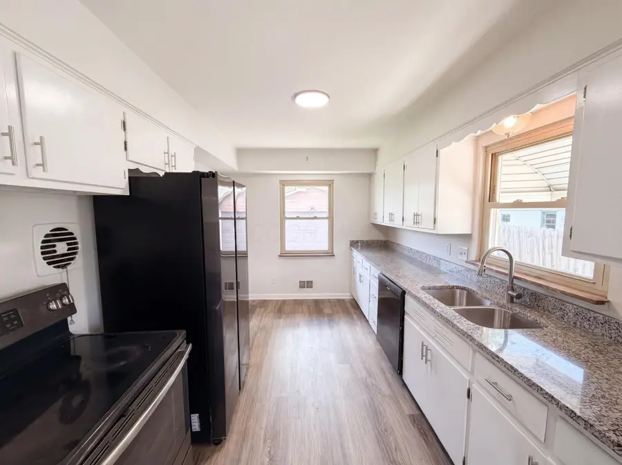 2839 Homecomer Drive, Grove City, OH 43123 - #2