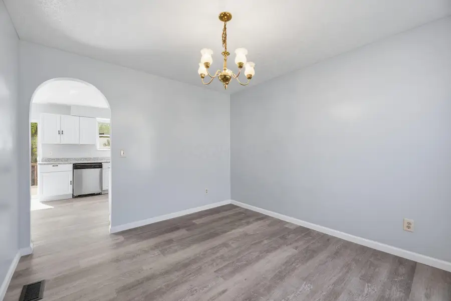 1380 Stanwix Court, Columbus, OH 43223 - #3