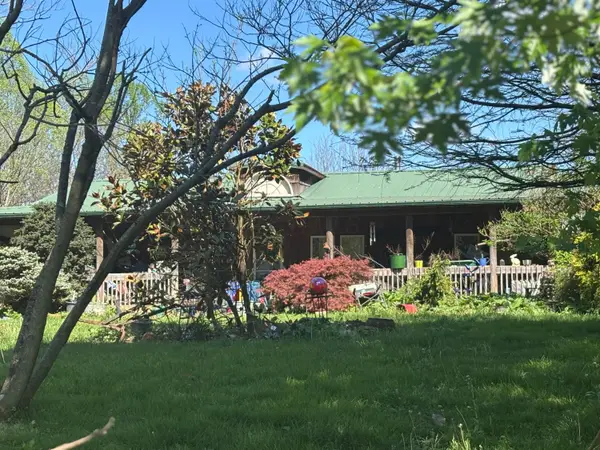 24121 Sheets Mccoy Road, New Plymouth, OH 45654