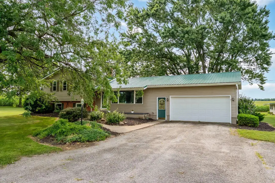 5187 Lincoln Highway, Bucyrus, OH 44820 - #3