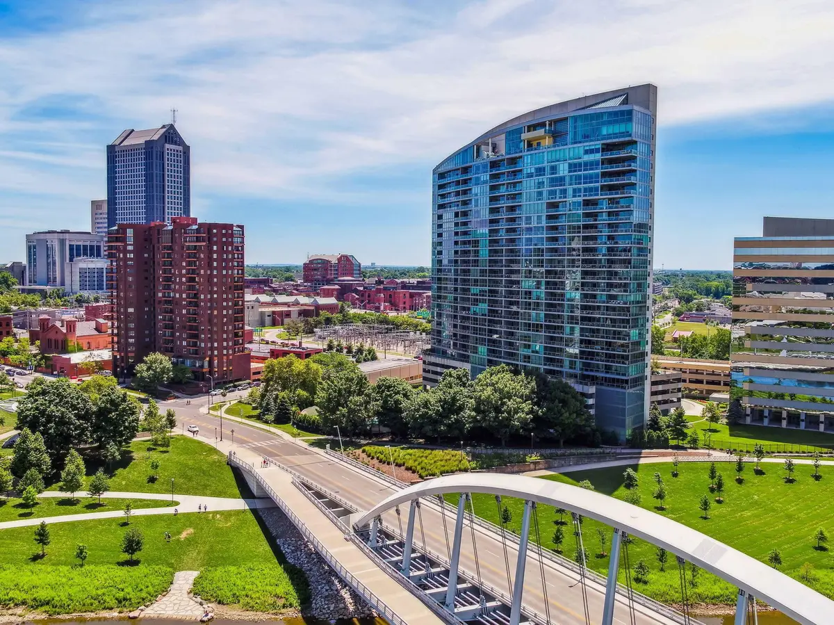 1 Miranova Place, Columbus, OH 43215 - #1