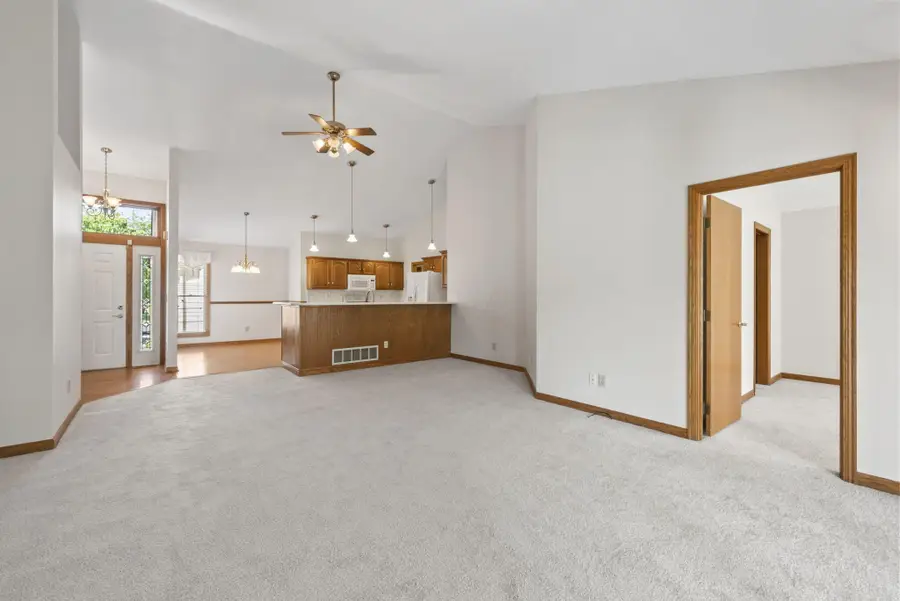 2617 Vi-lilly Circle W, Grove City, OH 43123 - #3