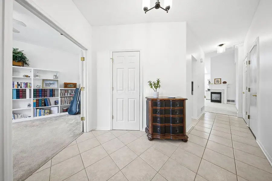 6067 Coventry Meadow Lane, Hilliard, OH 43026 - #3