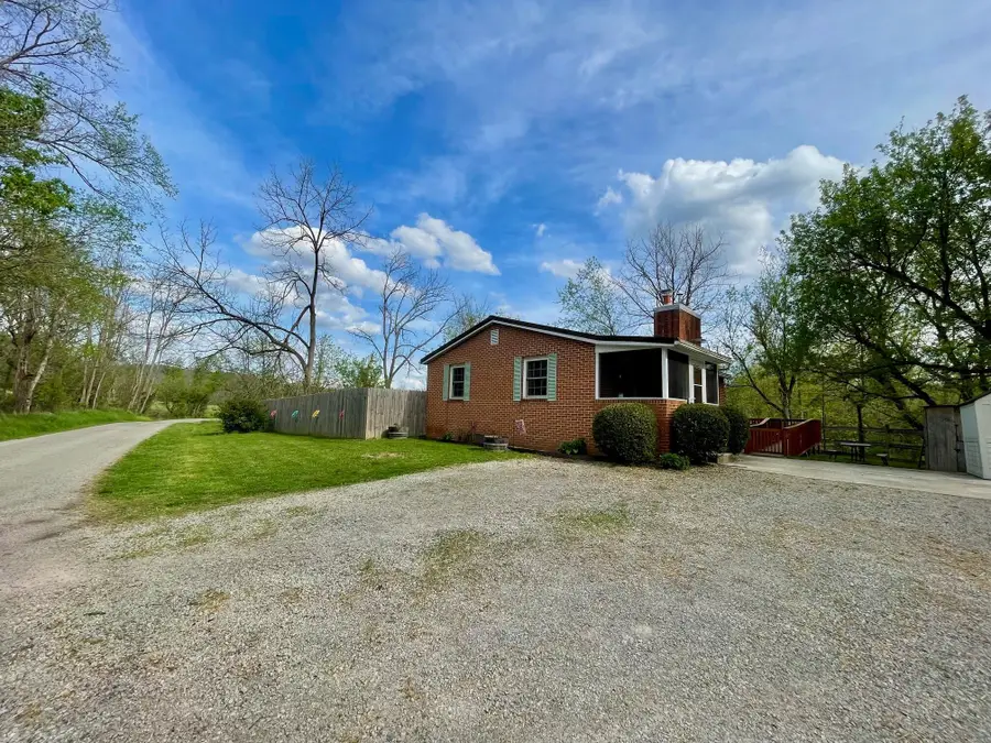 121 Leasure Road, Chillicothe, OH 45601 - #2