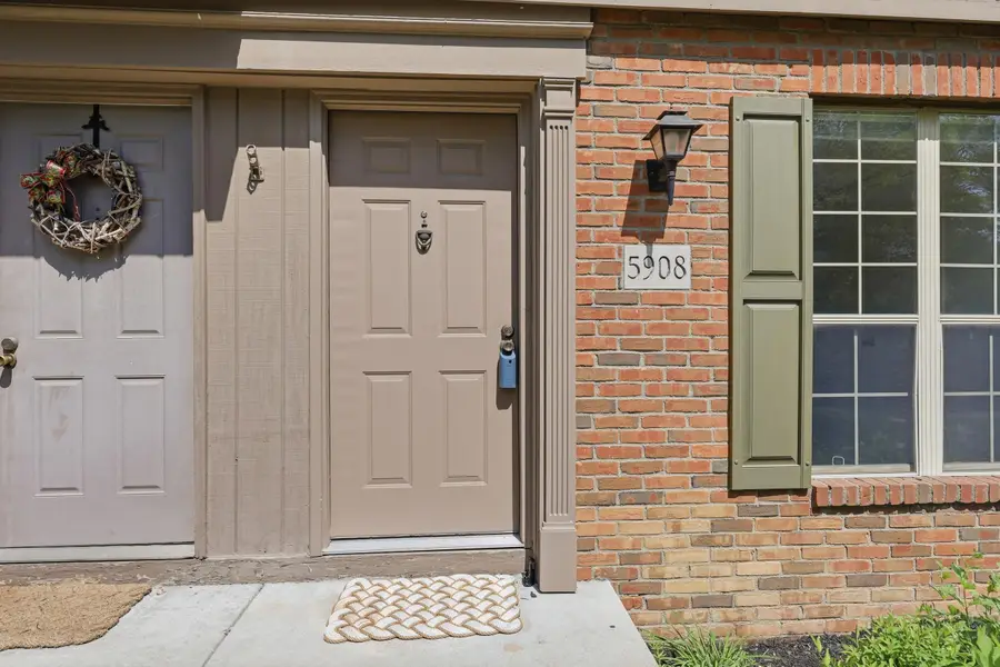 5908 Aqua Bay Drive, Columbus, OH 43235 - #3