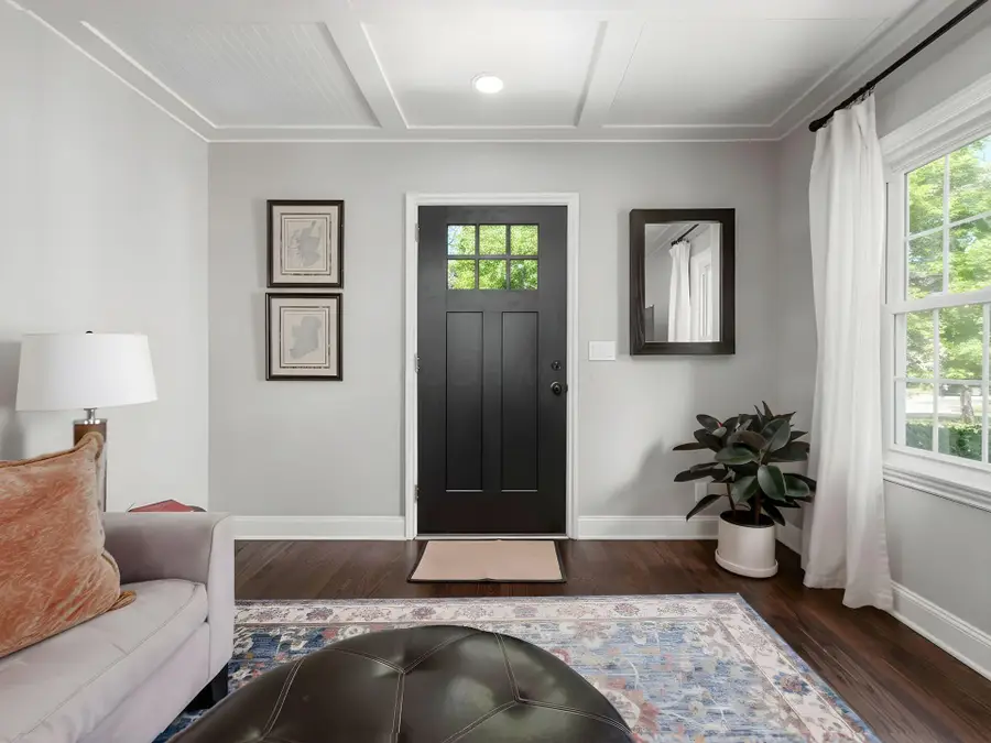 445 E Jeffrey Place, Columbus, OH 43214 - #2