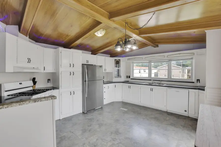 105 S 4th Street, Cardington, OH 43315 - #2