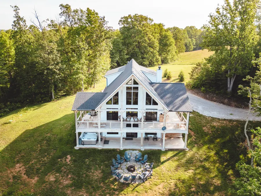 12039 Flowers Road, Rockbridge, OH 43149 - #3