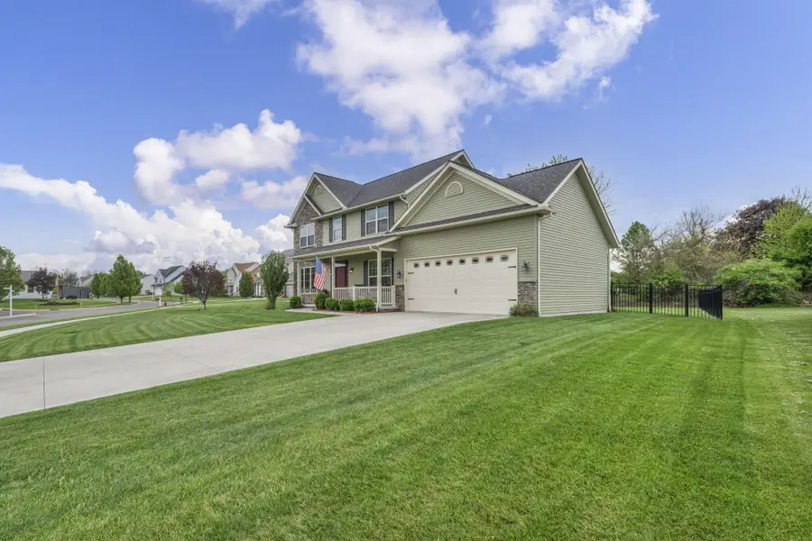 27 Fieldcrest Drive, Centerburg, OH 43011 - #3