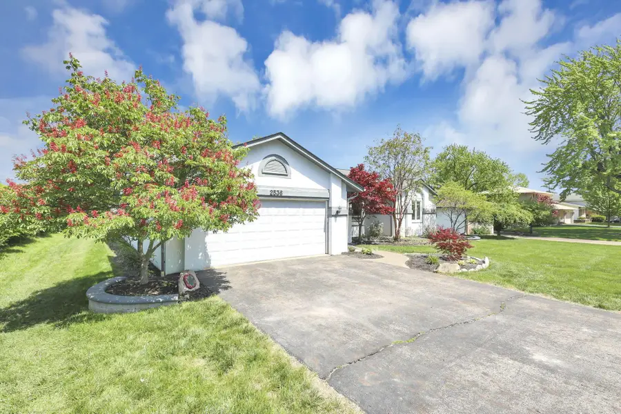 2536 Youngs Grove Road, Columbus, OH 43231 - #2