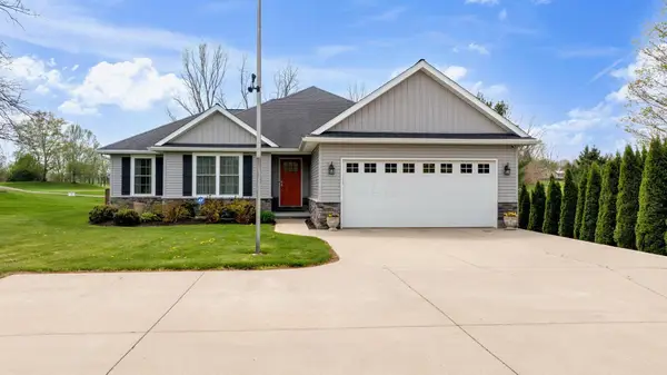 21146 Floralwood Drive, Howard, OH 43028