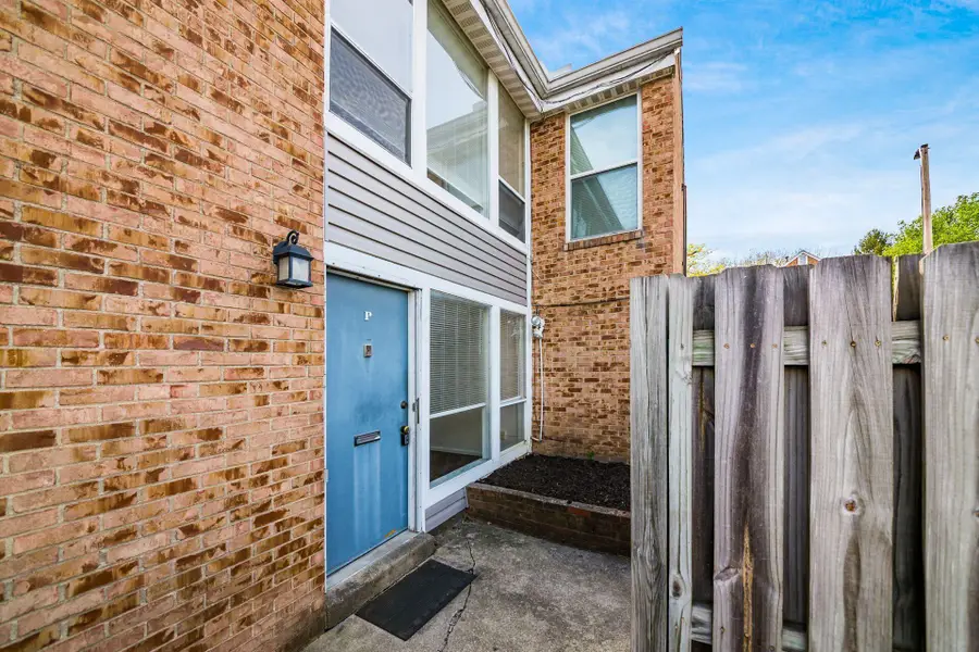 105 E Ticonderoga Drive, Westerville, OH 43081 - #2