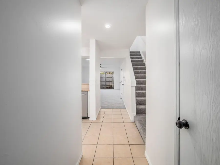 1211 Rivercrest Drive S, Delaware, OH 43015 - #3