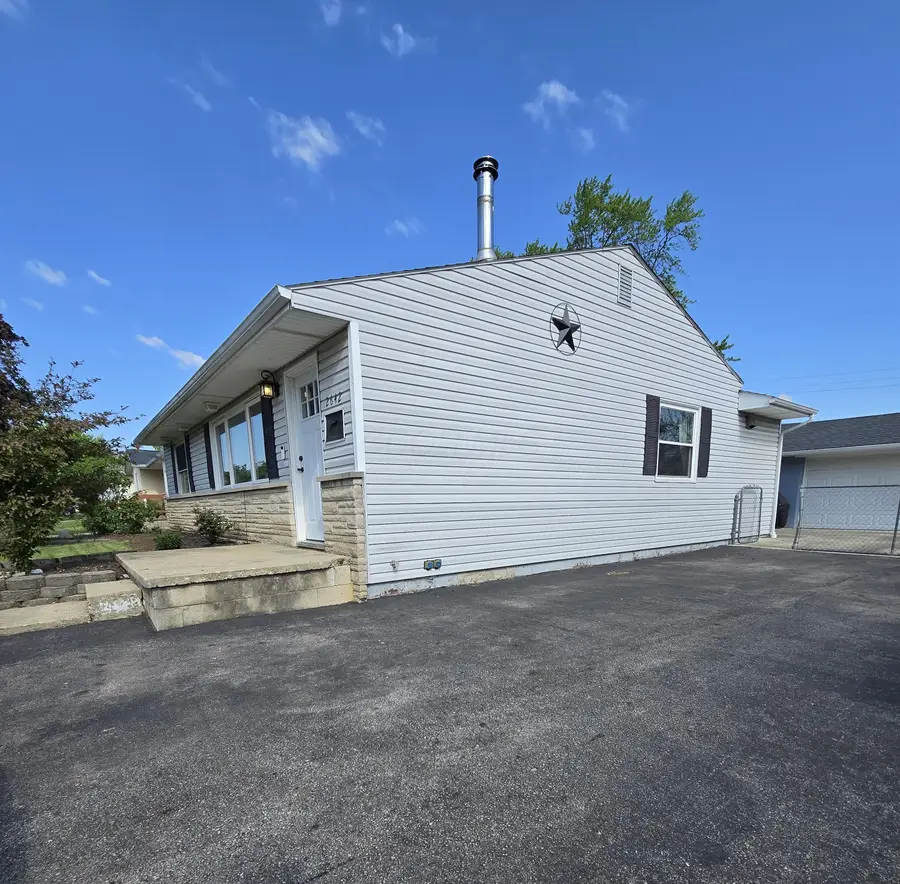 2642 Kingston Avenue, Grove City, OH 43123 - #3