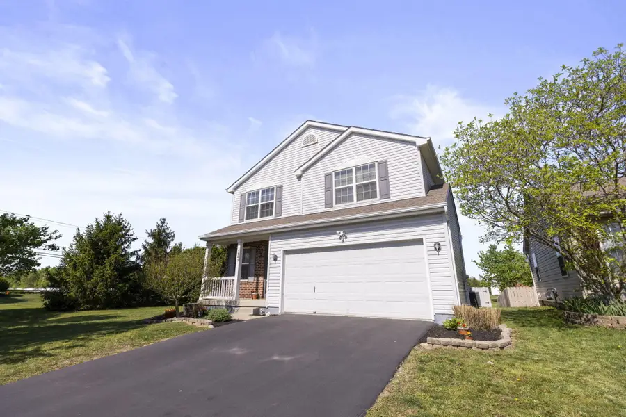 3943 Sugarbark Drive, Canal Winchester, OH 43110 - #2